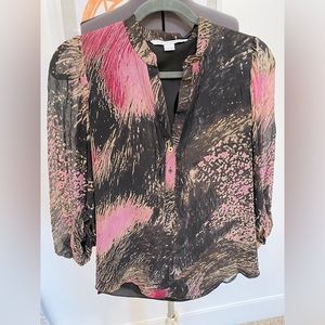 Diane Von Furstenberg 100% Silk Blouse - EUC - Sz 6